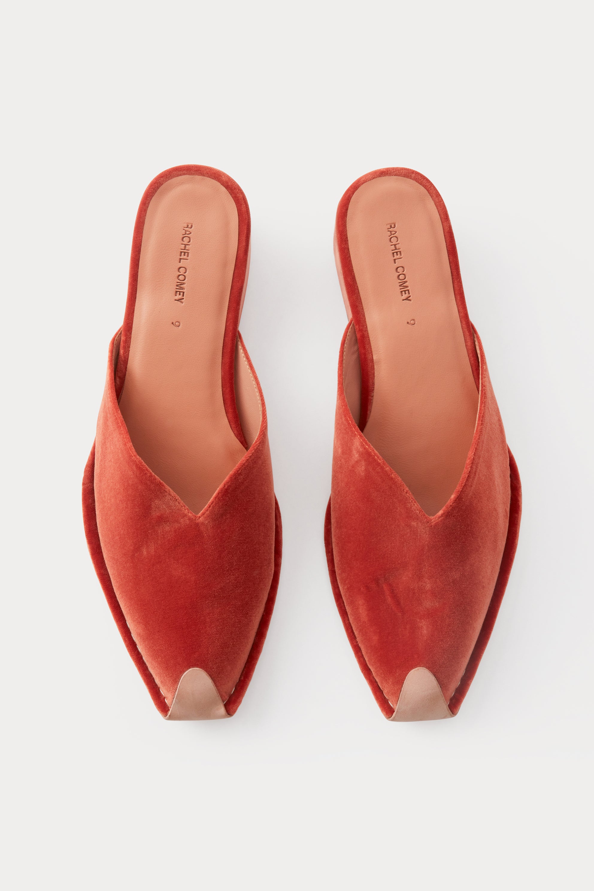 Sur Slide-CLOG-Rachel Comey