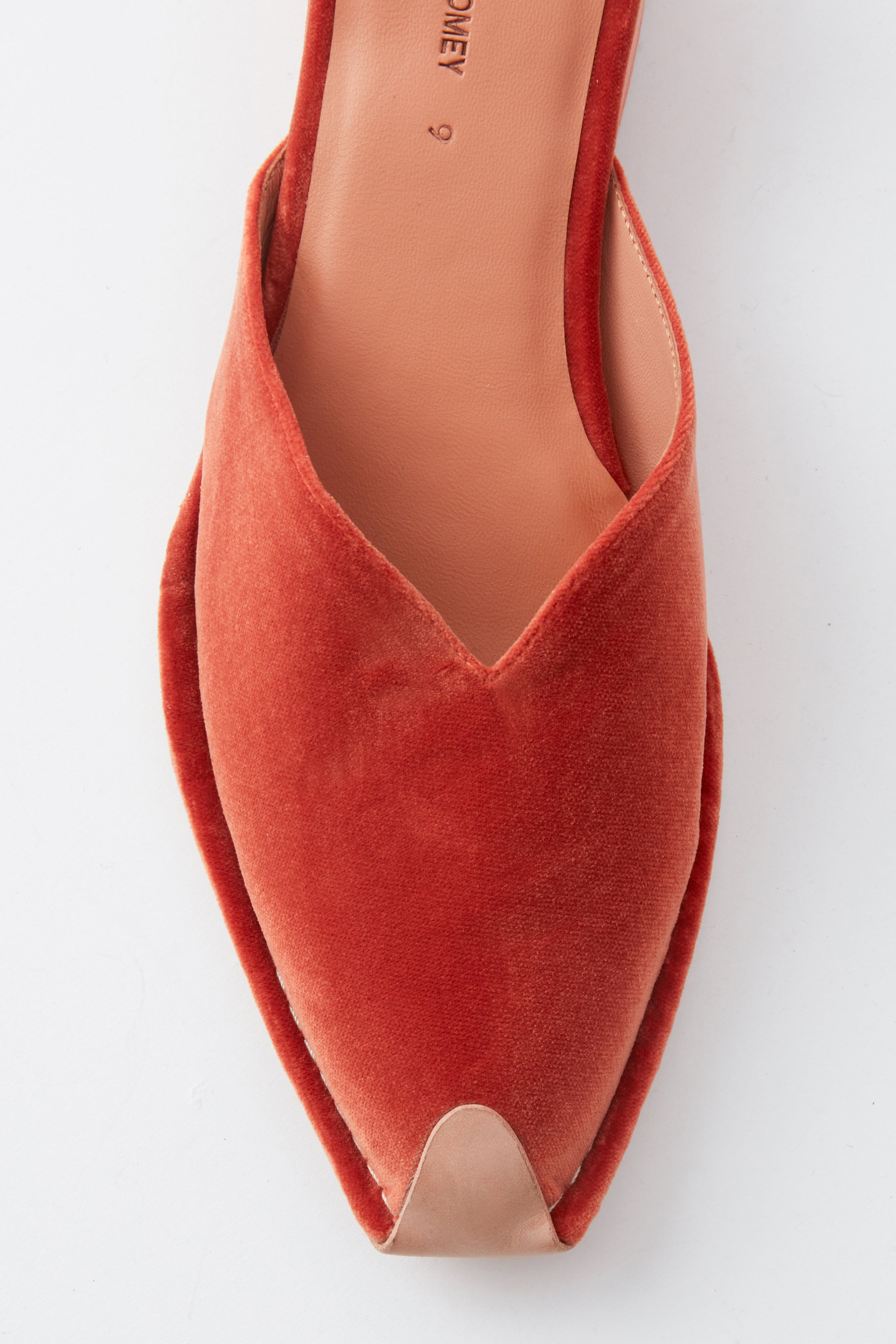Sur Slide-CLOG-Rachel Comey
