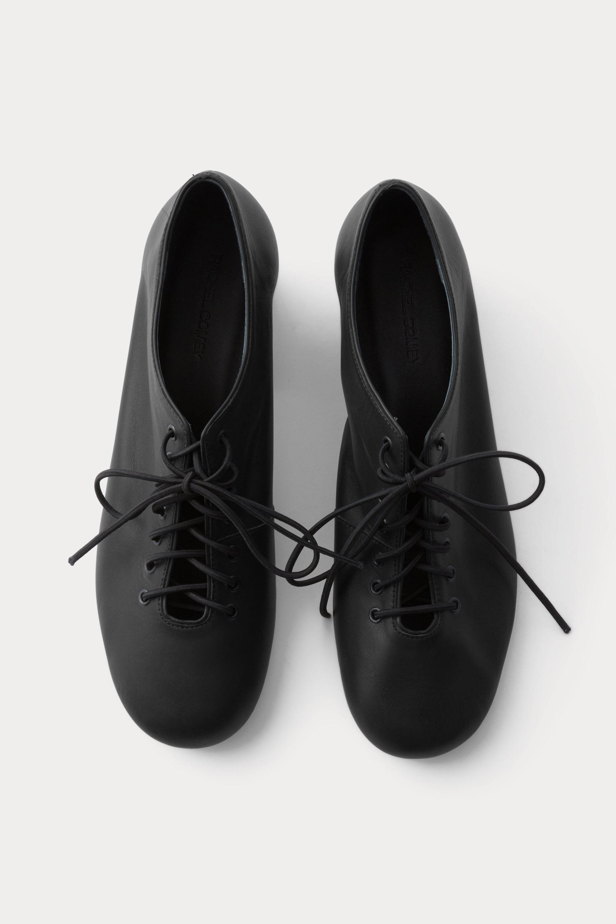 Tilla Flat