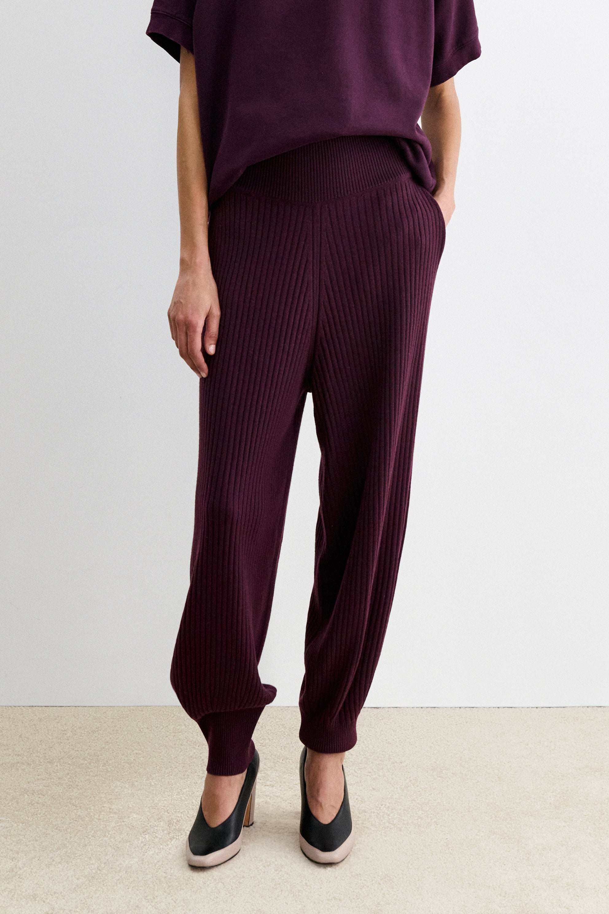 Nim Pant