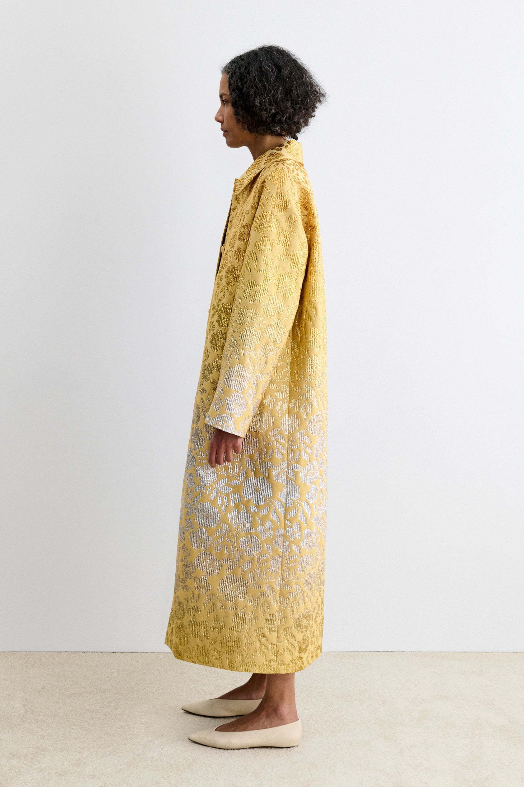 Note Coat