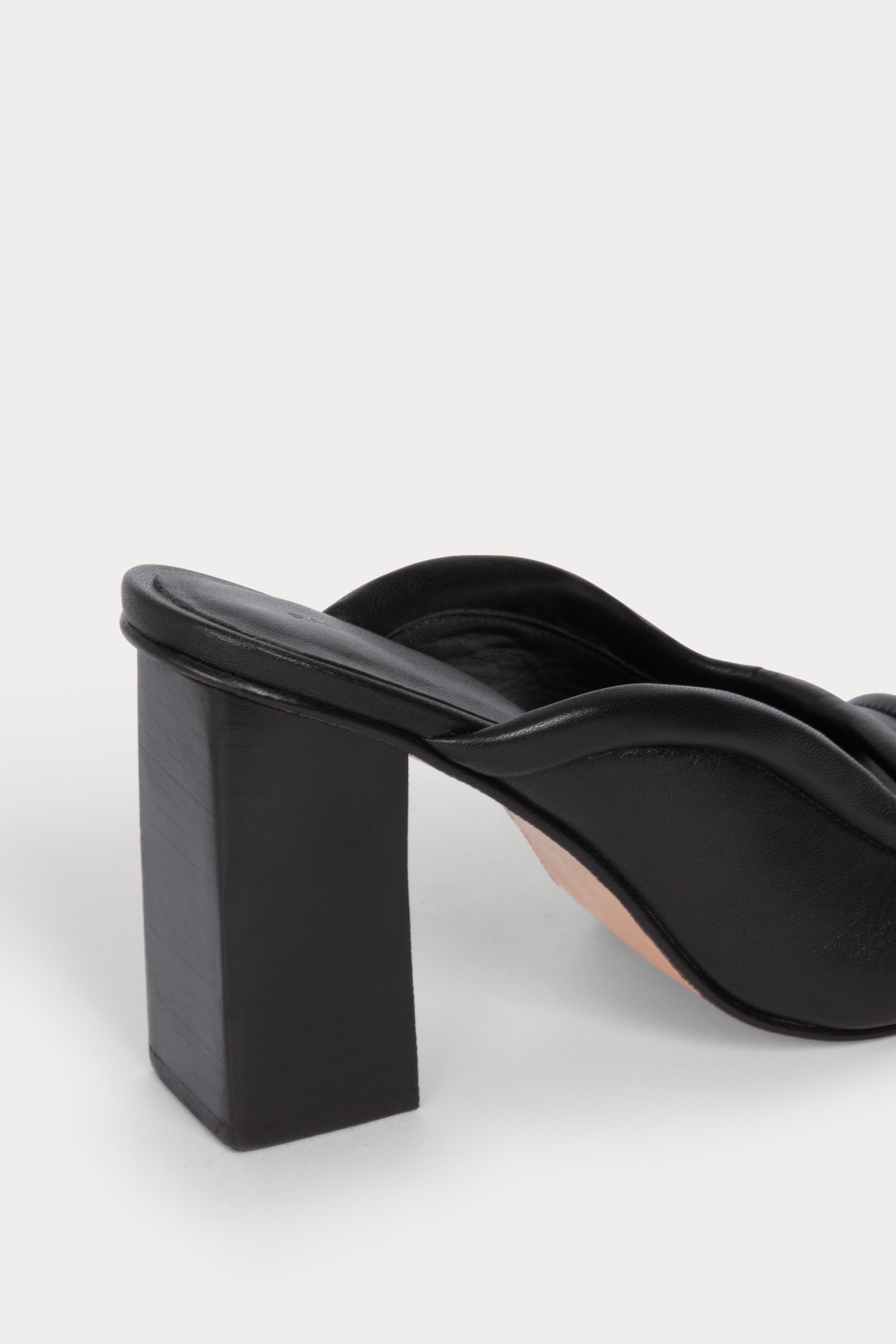 Anora Sandal