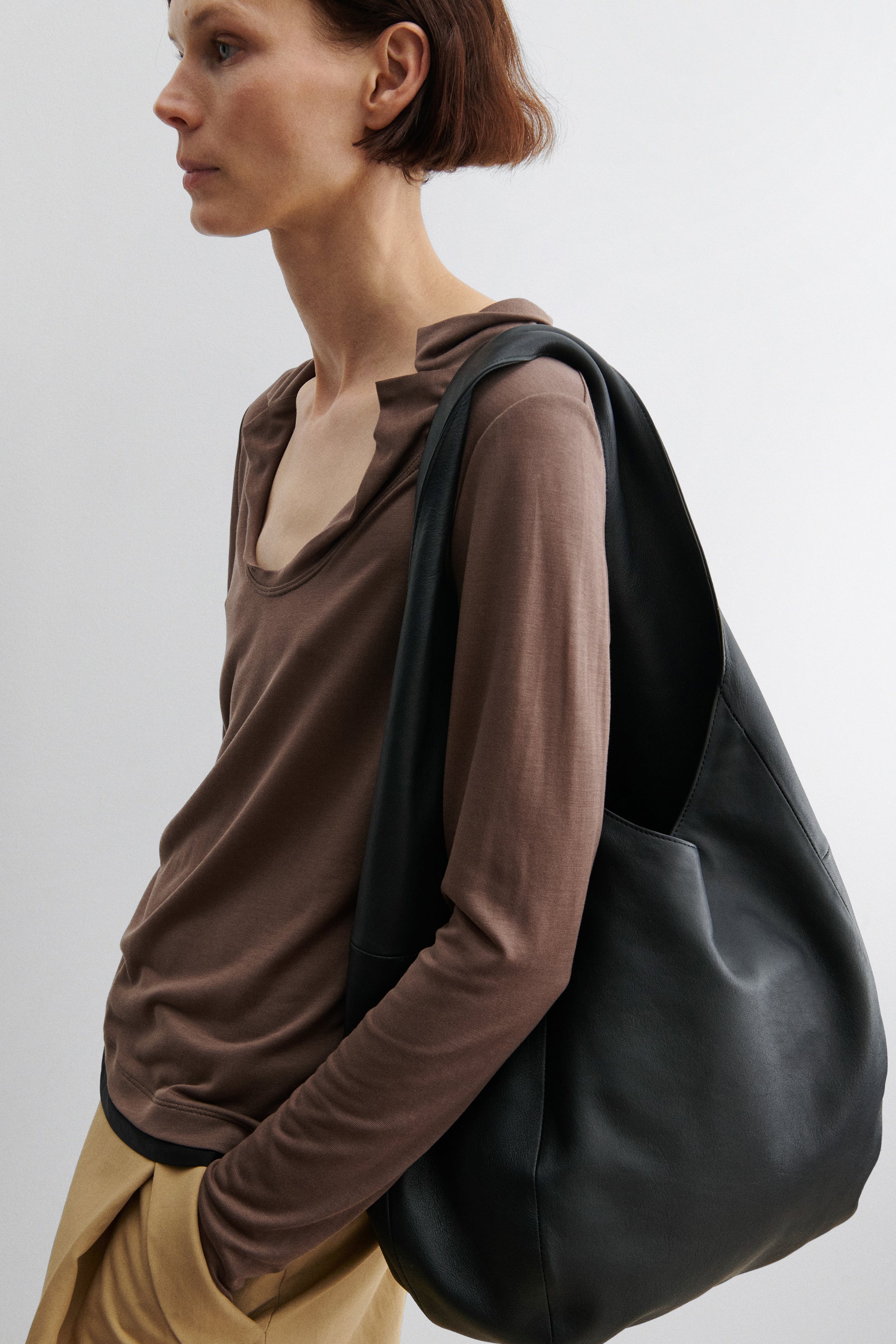 岩岡徹 COMFY Shoulder Bag(Black) Harley Shoulder Bag