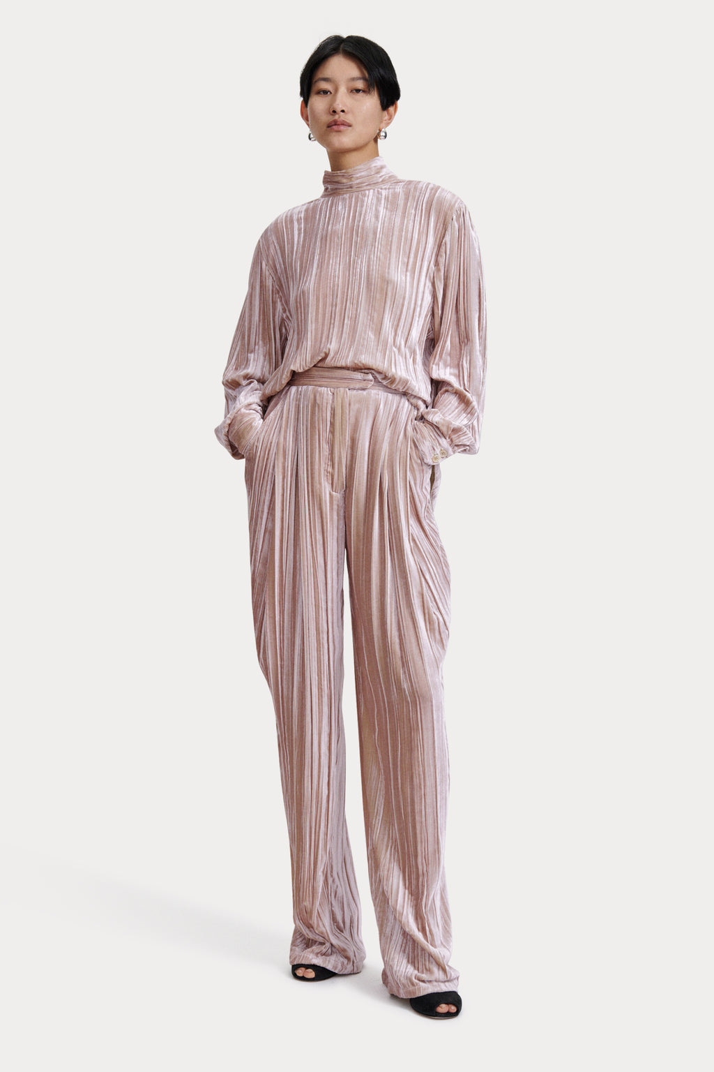 244W-512-S1824BLUSH_-_02.jpg?v  