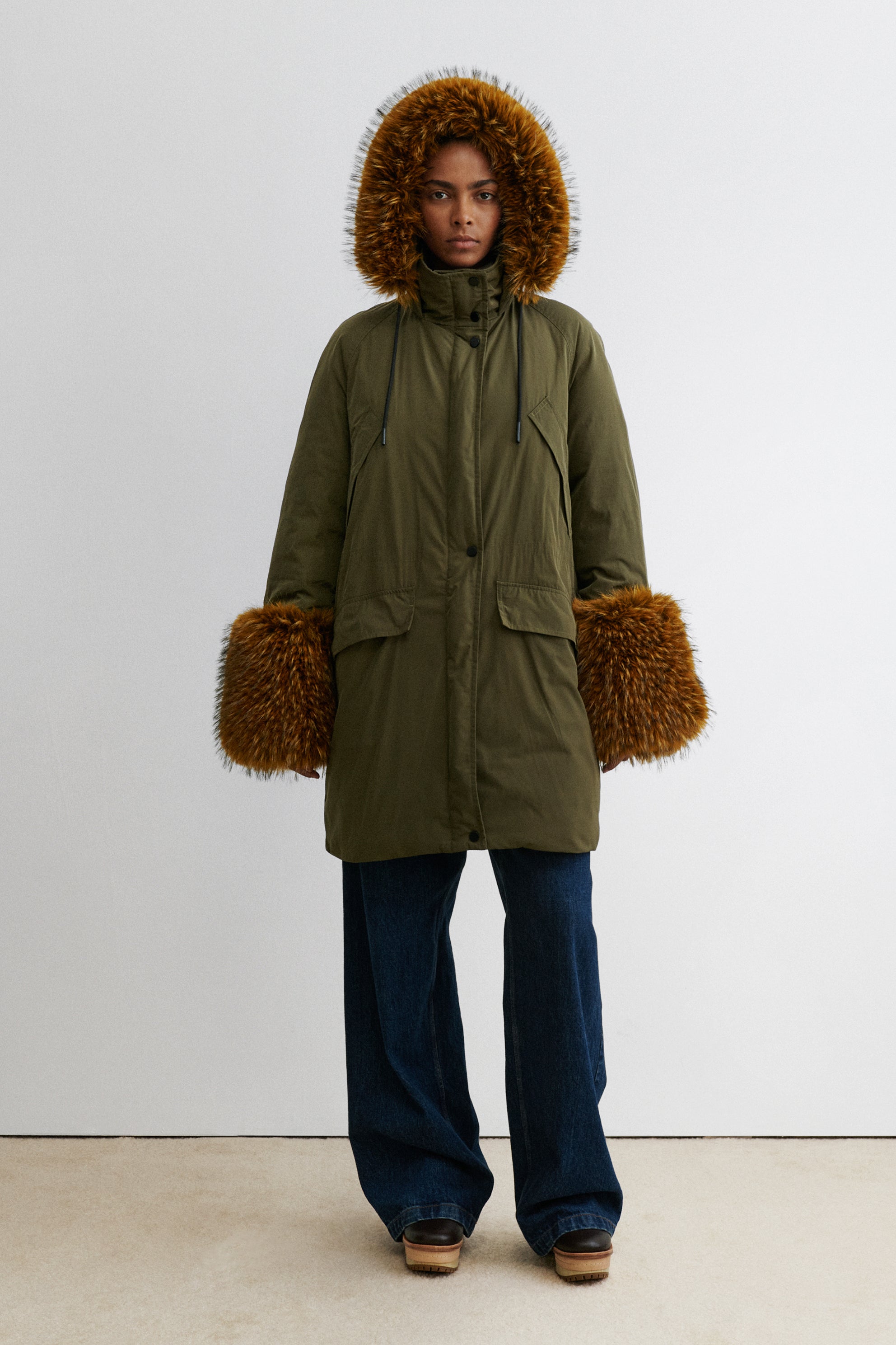 Thyra Coat