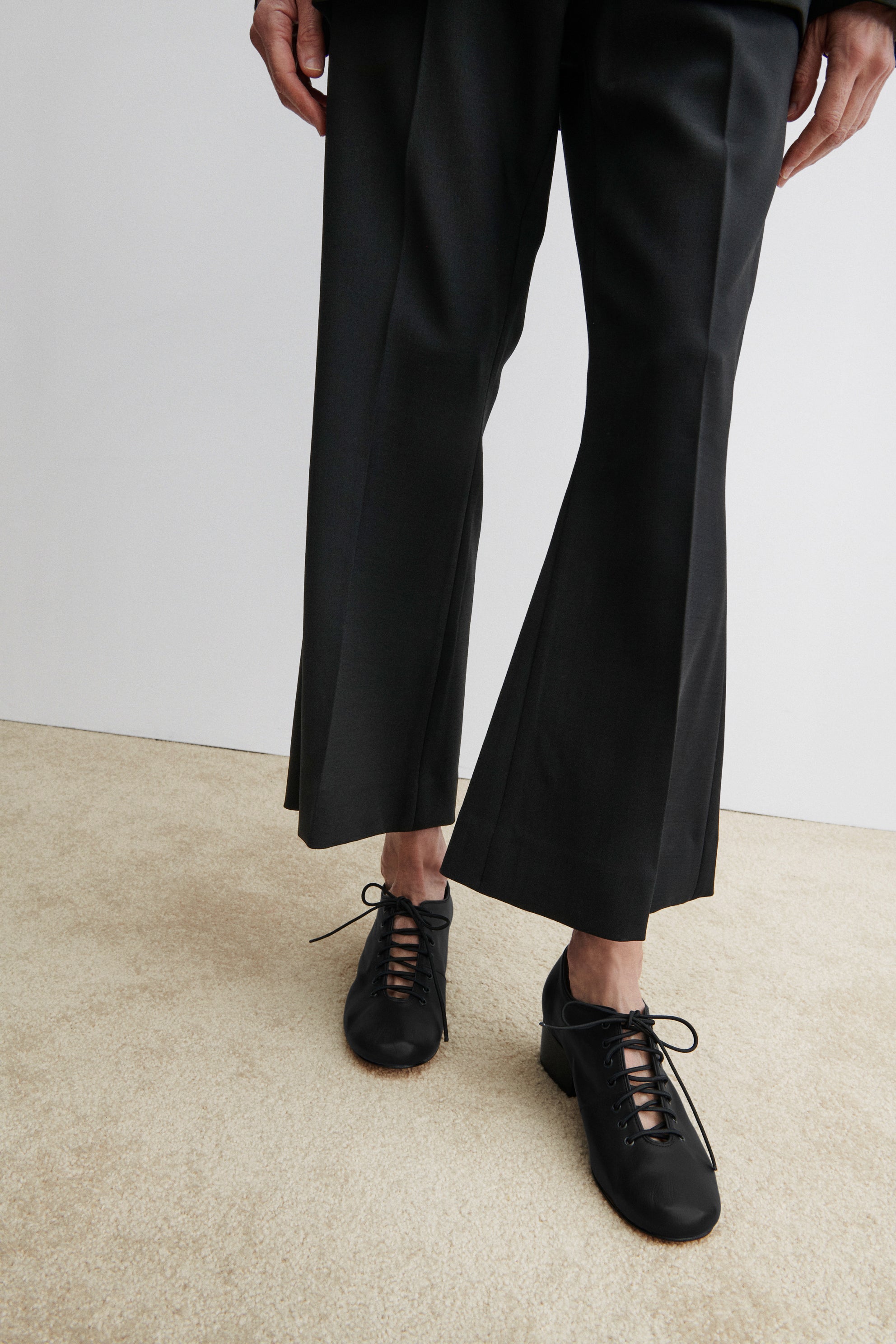 Tilla Flat