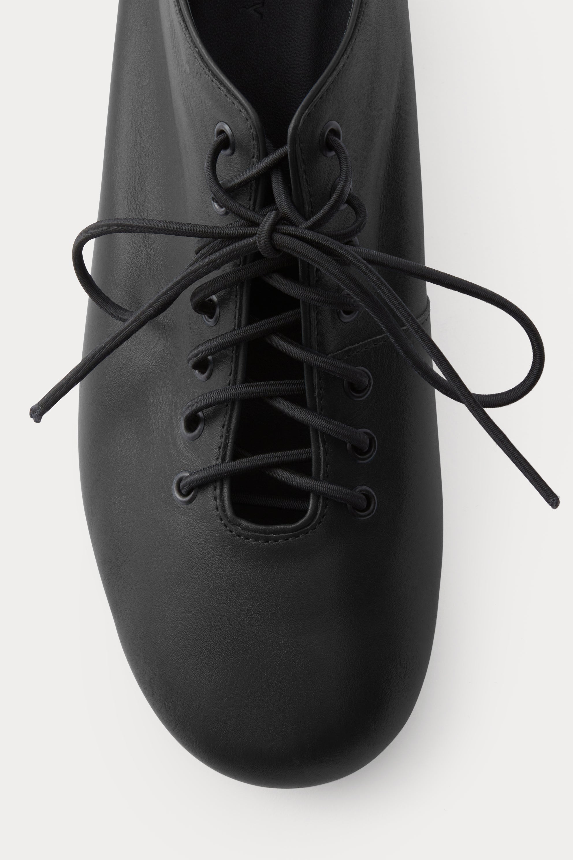 Tilla Flat