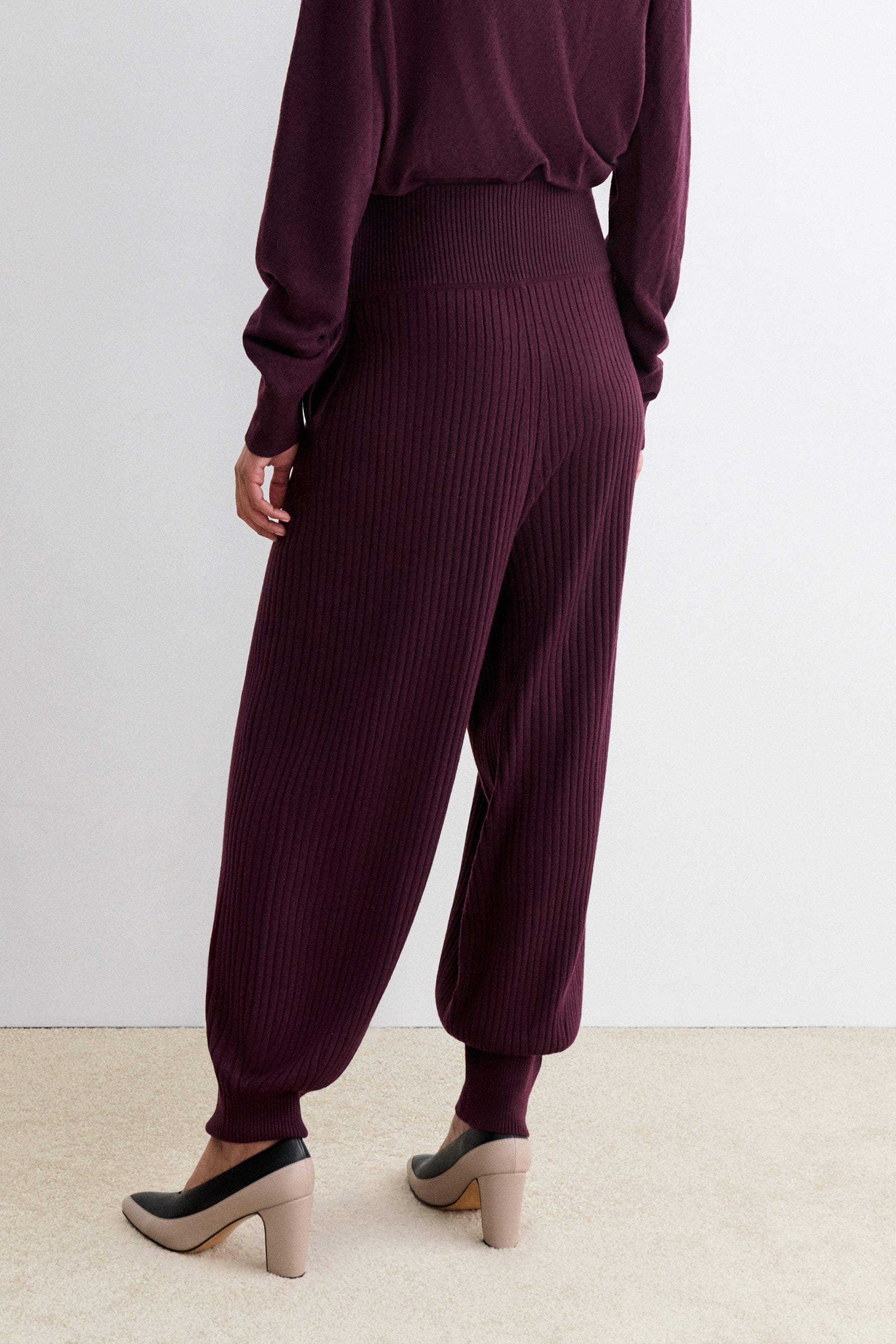 Nim Pant