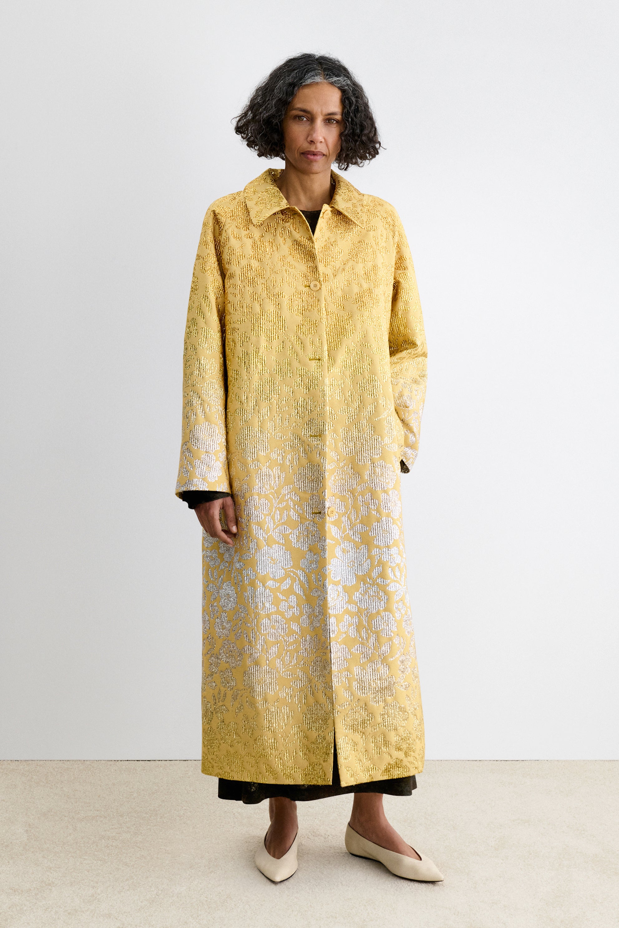 Note Coat