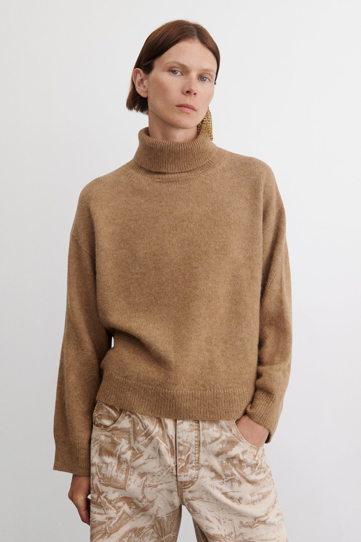 Leri Turtleneck