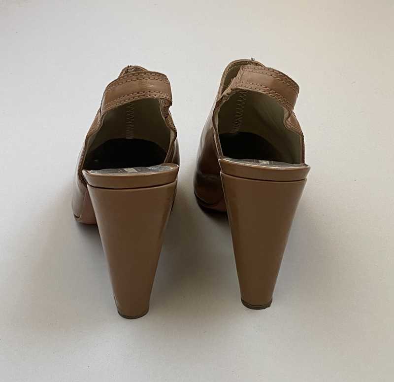 Beige / 10 / Ashley_69795