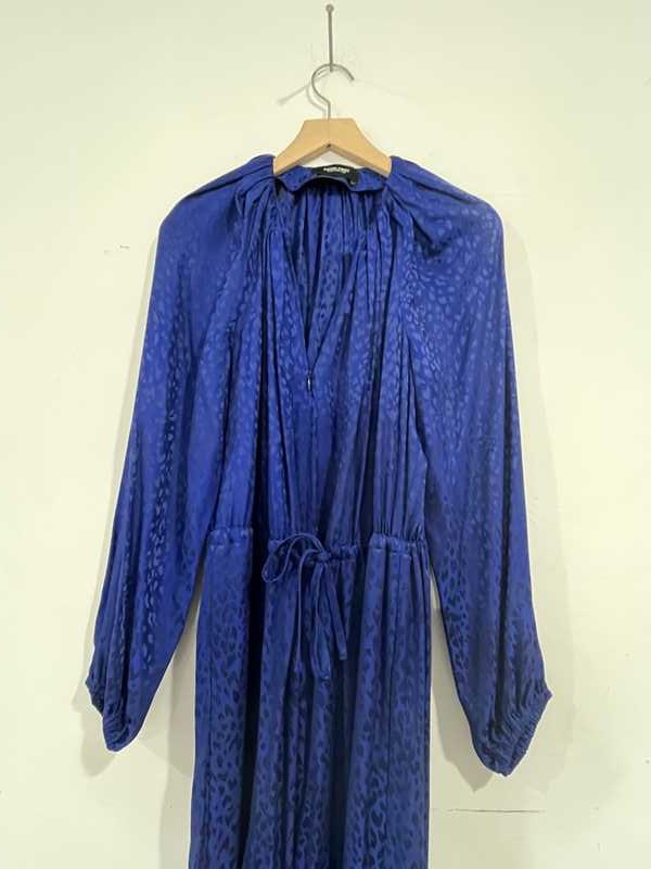 4 / Blue / Resale_69000